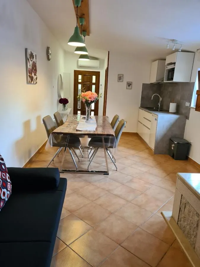 Ferienwohnung VOLMEness Pula